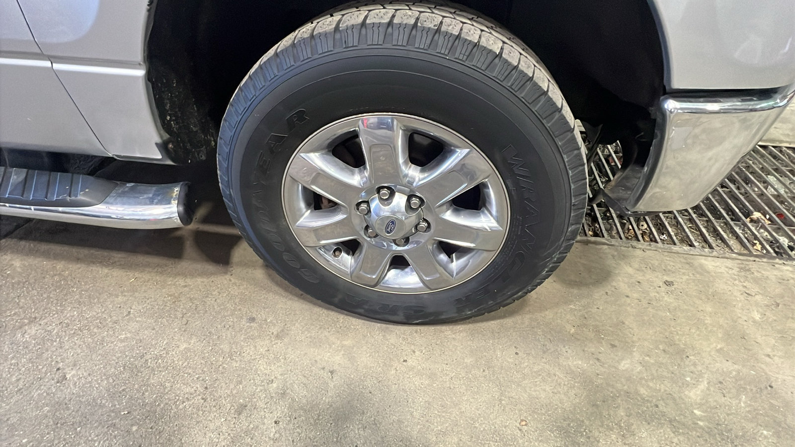Used 2013 Ford F150 XLT w/ Luxury Equipment Group AWD/4WD image 9
