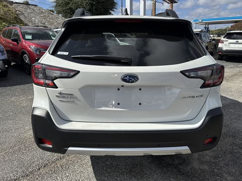 New 2025 Subaru Outback Limited image 4