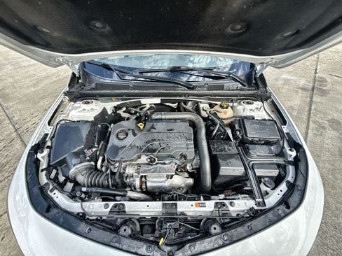 Used 2022 Chevrolet Malibu LT FWD image 22