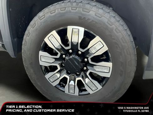 Used 2024 GMC Sierra 2500 Denali w/ Denali Reserve Package AWD/4WD image 41