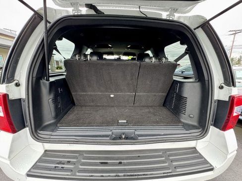 Used 2017 Ford Expedition Limited image 6
