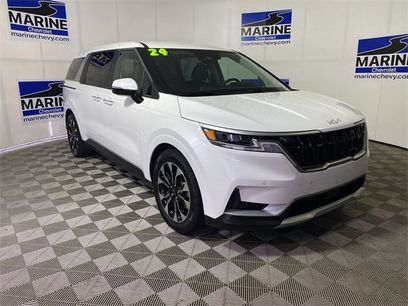 Used 2024 Kia Carnival EX