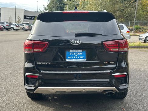Used 2019 Kia Sorento SX image 4