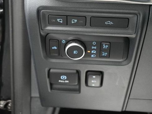 Certified 2022 Ford F150 Lariat AWD/4WD image 11