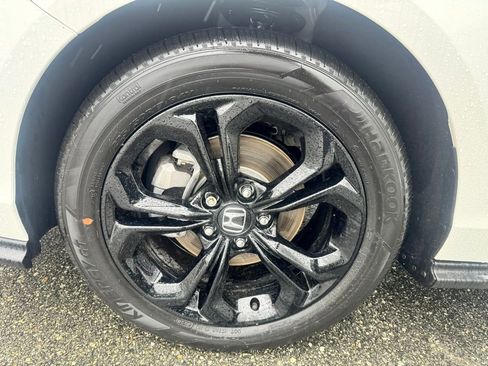 New 2025 Honda Accord SE image 27