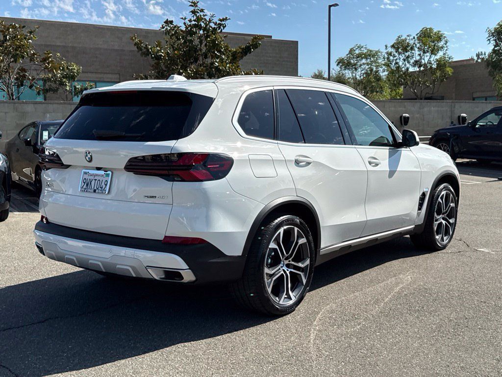 Used 2026 BMW X5 sDrive40i w/ Parking Assistance Package RWD image 8