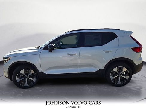 New 2026 Volvo XC40 B5 Plus w/ Protection Package Premier image 9