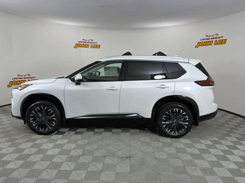 New 2026 Nissan Rogue Platinum w/ Platinum Premium Package image 2