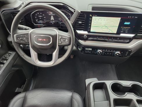 Used 2025 GMC Sierra 1500 SLT image 34