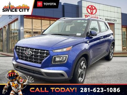 Used 2025 Hyundai Venue SEL