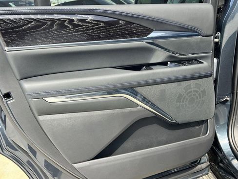 New 2025 Cadillac Escalade IQ Sport 1 image 27