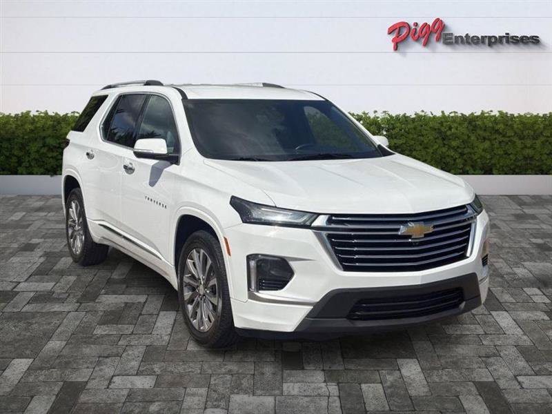 Used 2023 Chevrolet Traverse Premier FWD image 6
