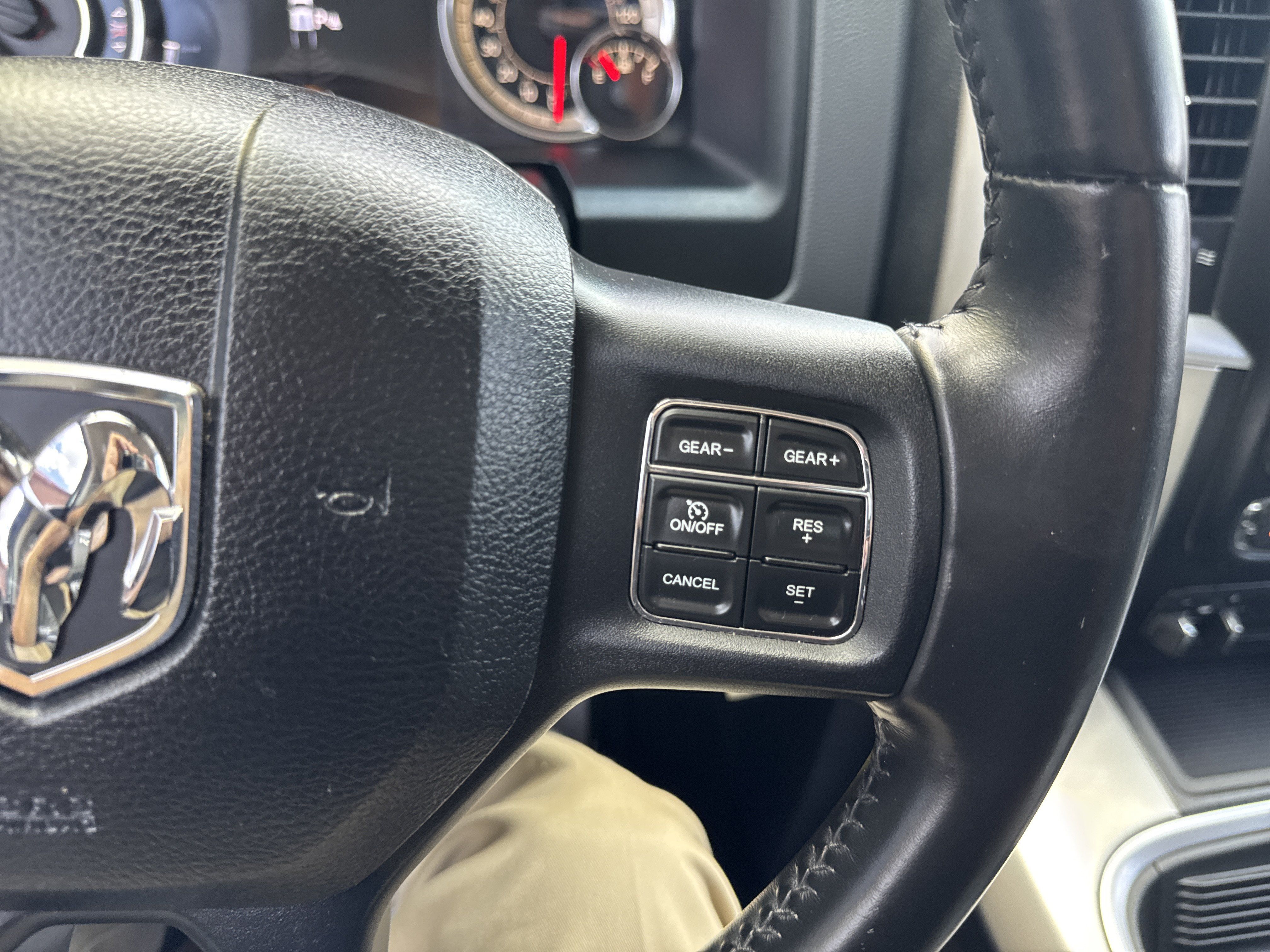 Used 2016 RAM 1500 Big Horn AWD/4WD image 29