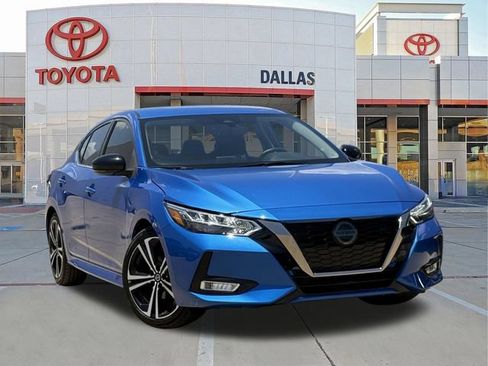 Used 2023 Nissan Sentra SR w/ Electronics Package FWD image 1
