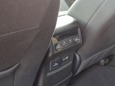 Used 2023 GMC Acadia SLE w/ Driver Convenience Package image 22