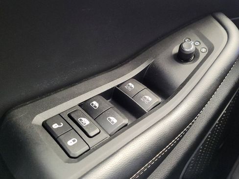 Used 2022 Jeep Grand Cherokee Limited 4xe image 27