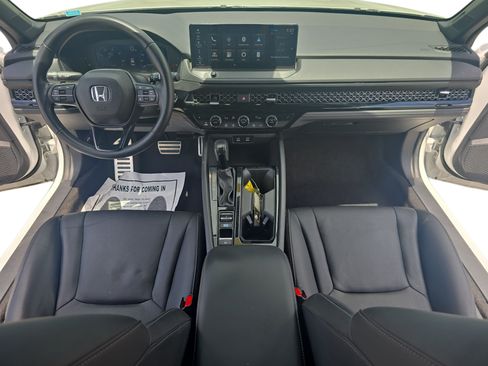 Used 2023 Honda Accord Sport image 9