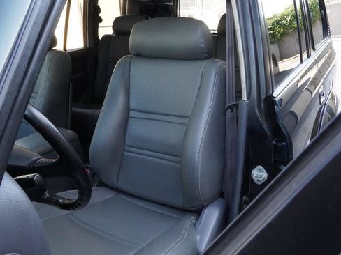 Used 1994 Toyota Land Cruiser AWD/4WD image 30