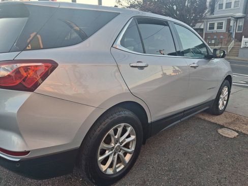 Used 2018 Chevrolet Equinox LT image 10