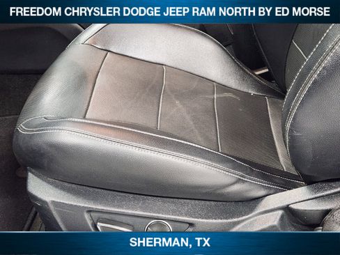 Used 2016 Ford Mustang GT Premium w/ Black Accent Package RWD image 18