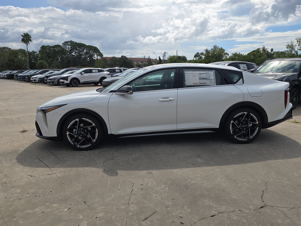 New 2026 Kia K4 GT-Line FWD image 5