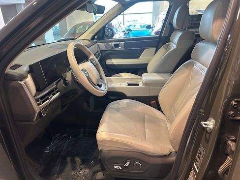 Used 2025 Hyundai Santa Fe SEL image 29
