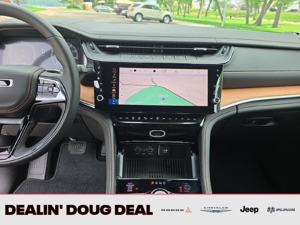 New 2027 Jeep Grand Cherokee Summit AWD/4WD image 17