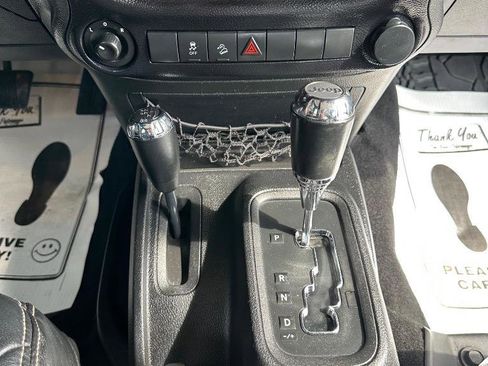 Used 2015 Jeep Wrangler Unlimited Sport image 16