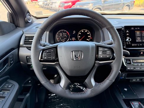 New 2026 Honda Ridgeline Black Edition image 6