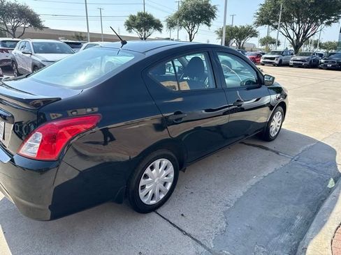 Used 2019 Nissan Versa S Plus FWD image 6