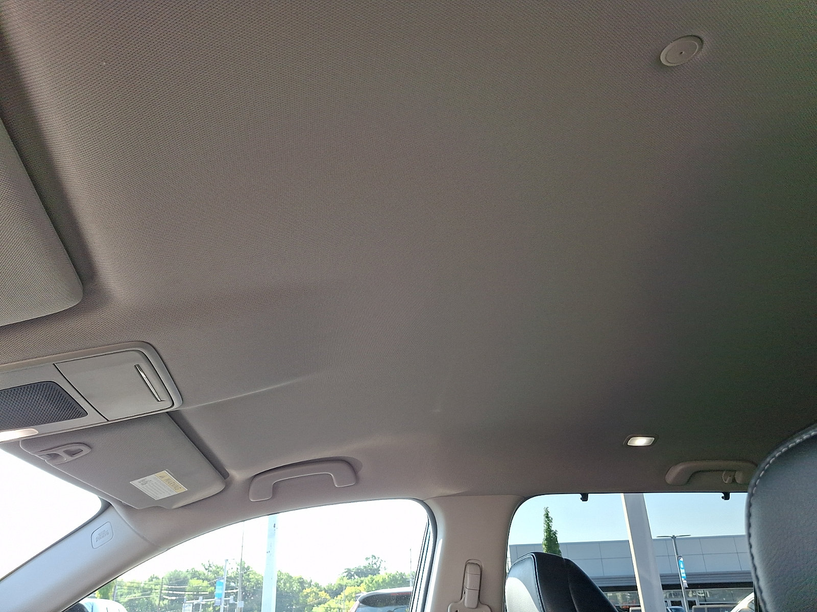Used 2023 Honda Pilot EX-L image 17
