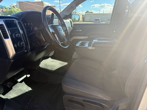 Used 2019 Chevrolet Silverado 1500 LT AWD/4WD image 15