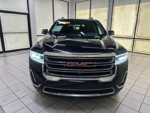 Certified 2023 GMC Acadia SLT w/ Technology Package AWD/4WD image 13