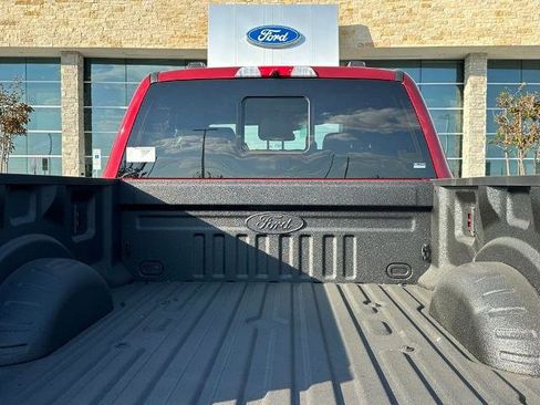 New 2026 Ford F250 Lariat w/ Black Appearance Package image 26