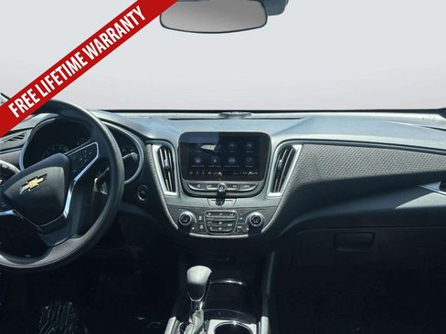 Used 2023 Chevrolet Malibu LT FWD image 15