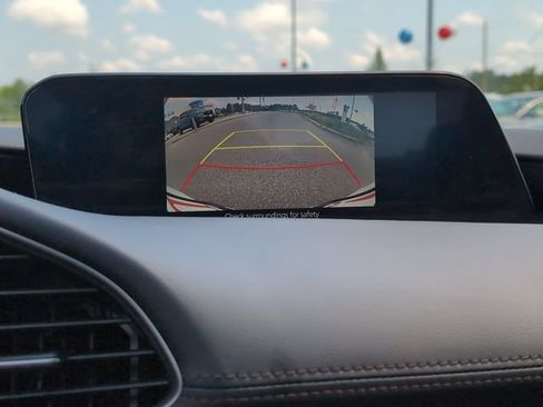 Used 2023 MAZDA MAZDA3 s FWD image 18