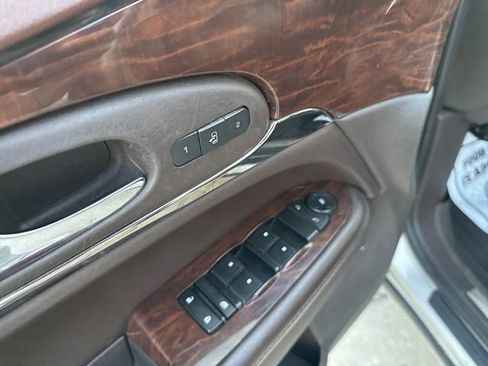 Used 2014 Buick Enclave Leather w/ Trailering Provision Package AWD/4WD image 30
