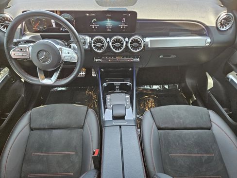 Certified 2023 Mercedes-Benz GLB 250 image 18