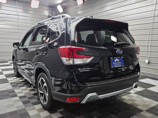 Used 2022 Subaru Forester Touring AWD/4WD image 8