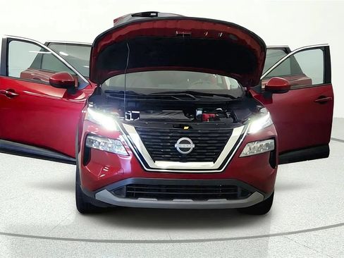 Used 2023 Nissan Rogue SV AWD/4WD image 9