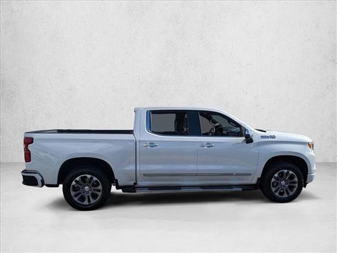 Certified 2023 Chevrolet Silverado 1500 High Country w/ Technology Package image 4