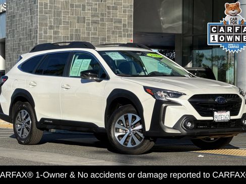 Used 2025 Subaru Outback Premium image 2