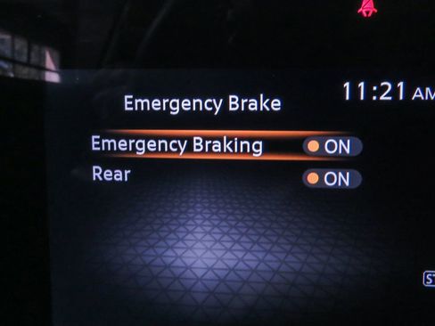 Certified 2025 Nissan Kicks SV image 21