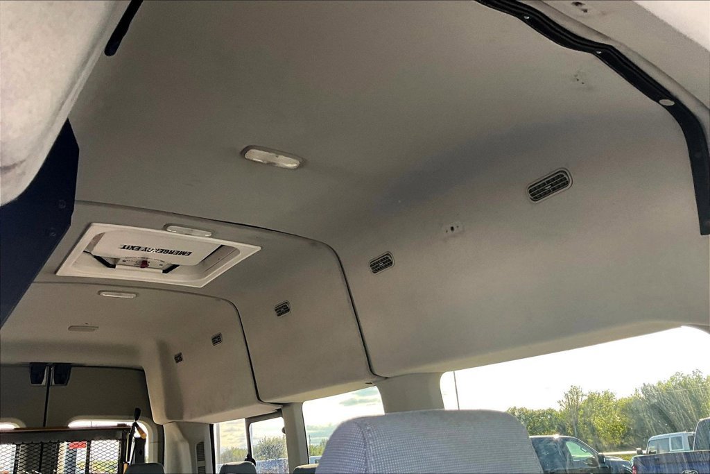 Used 2018 Ford Transit 350 XLT RWD image 17