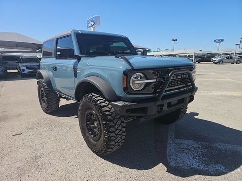 Used 2022 Ford Bronco Wildtrak image 7
