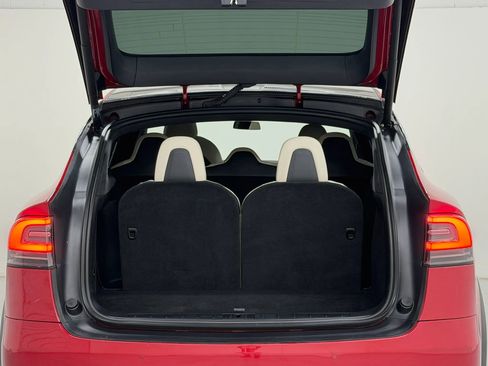 Used 2020 Tesla Model X AWD/4WD image 39