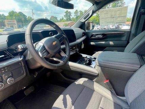 New 2025 Chevrolet Tahoe LS image 9