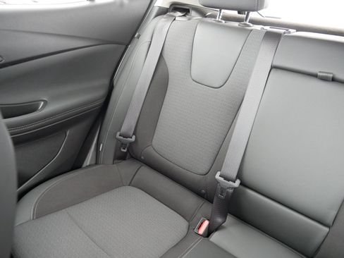 Used 2020 Buick Encore GX Select image 12