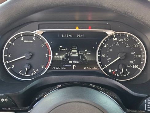 Used 2023 Nissan Rogue SV FWD image 25