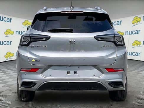 Used 2024 Buick Encore GX Avenir w/ Avenir Technology Package AWD/4WD image 5